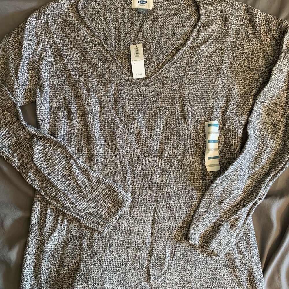 Old navy knitted v-neck sweater